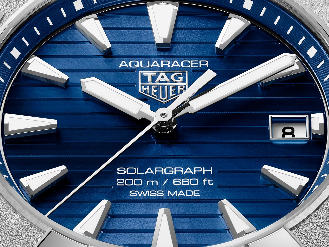 TAG Heuer Aquaracer Professional 200 Solargraph, Solar Quartz, Stainless Steel, 40mm, Ref# WBP1117.BA0047, Hands and indexes
