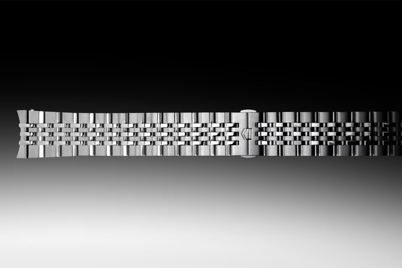 TAG Heuer Carrera Chronograph, Stainless Steel, 39mm, Ref# CBS2212.BA0048, Bracelet