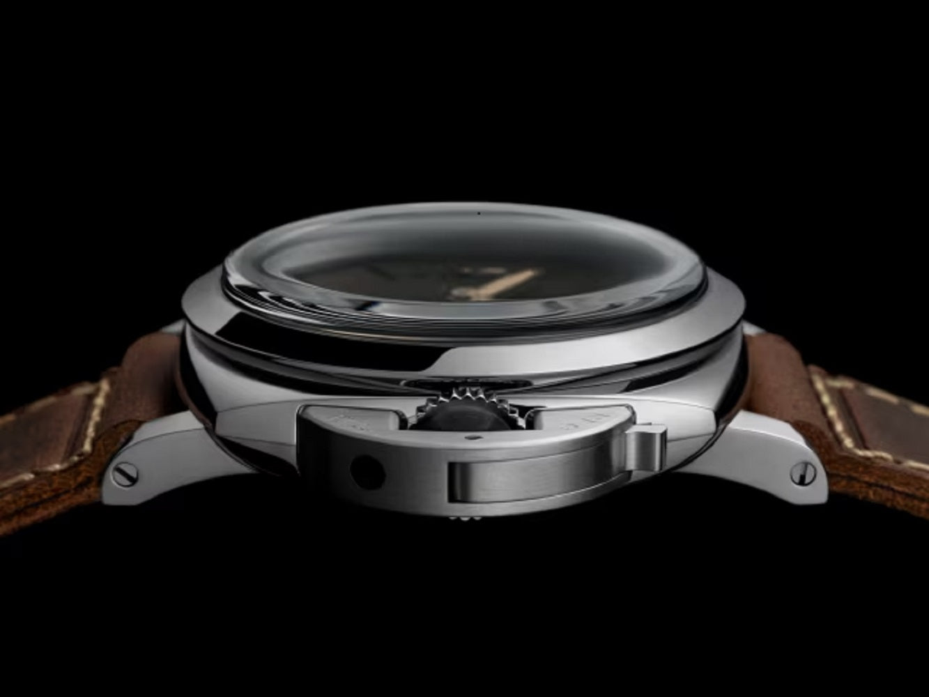 Panerai Luminor, 44mm, Stainless Steel, Ref# PAM01731, Crown