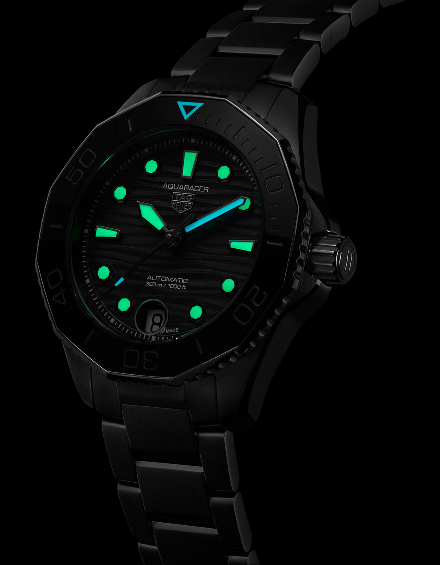 TAG Heuer Aquaracer Professional 300 Date, Stainless Steel, Ref# WBP231D.BA0626, Luminous