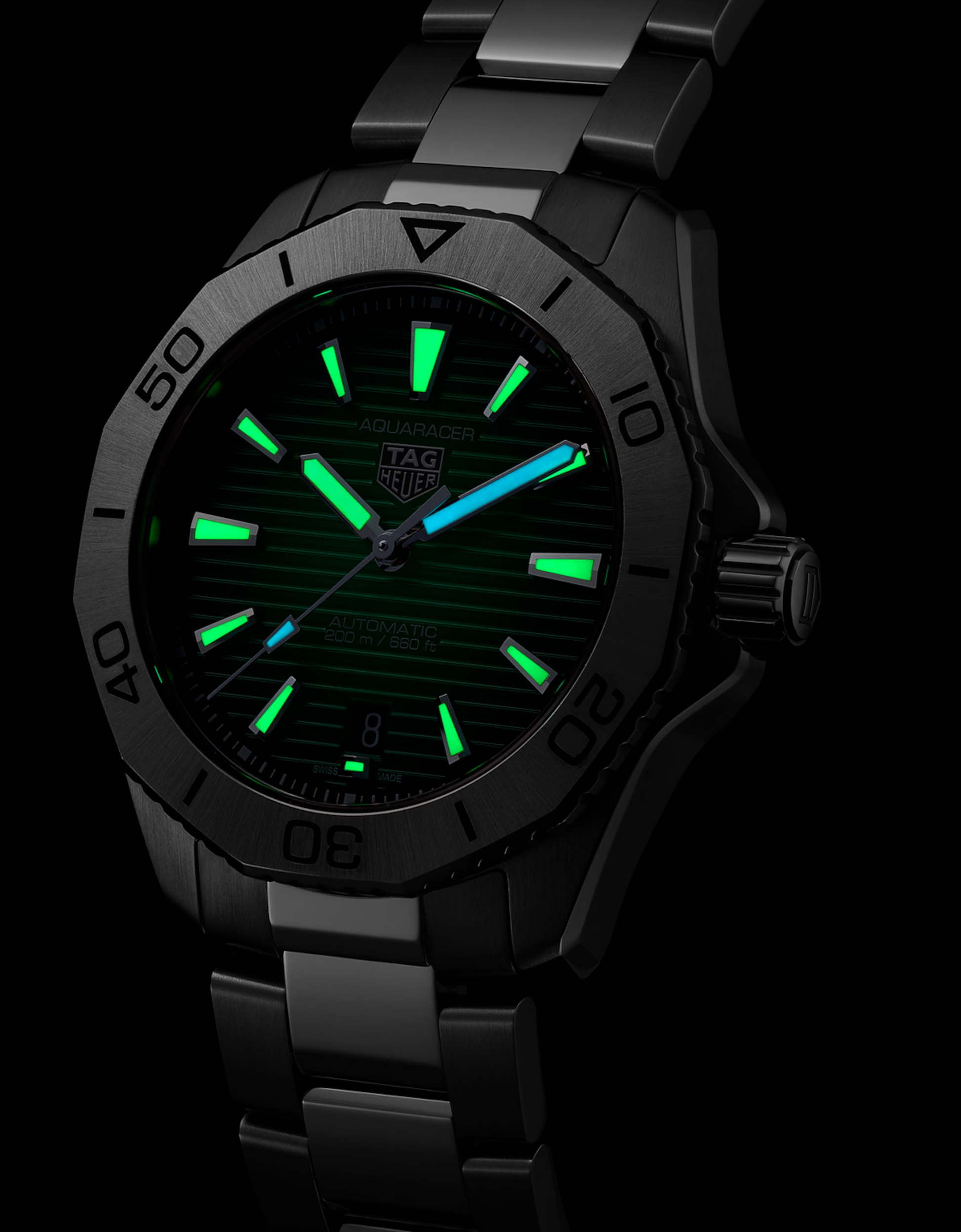TAG Heuer Aquaracer Professional 200 Date, Stainless Steel, Ref# WBP2115.BA0627, Luminos