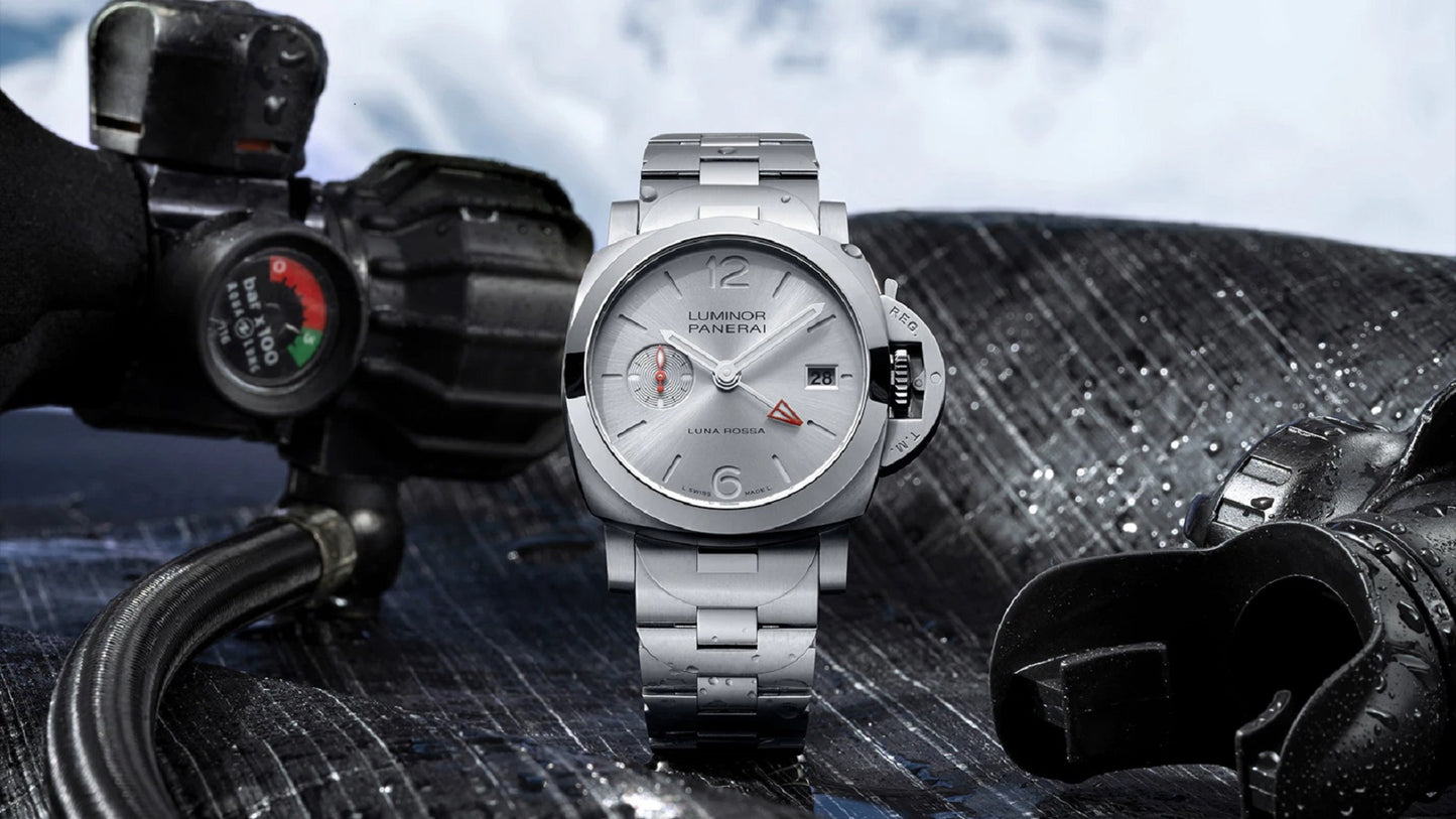 Panerai Luminor Luna Rossa GMT, 40mm, Stainless Steel, Ref# PAM01791, Main view