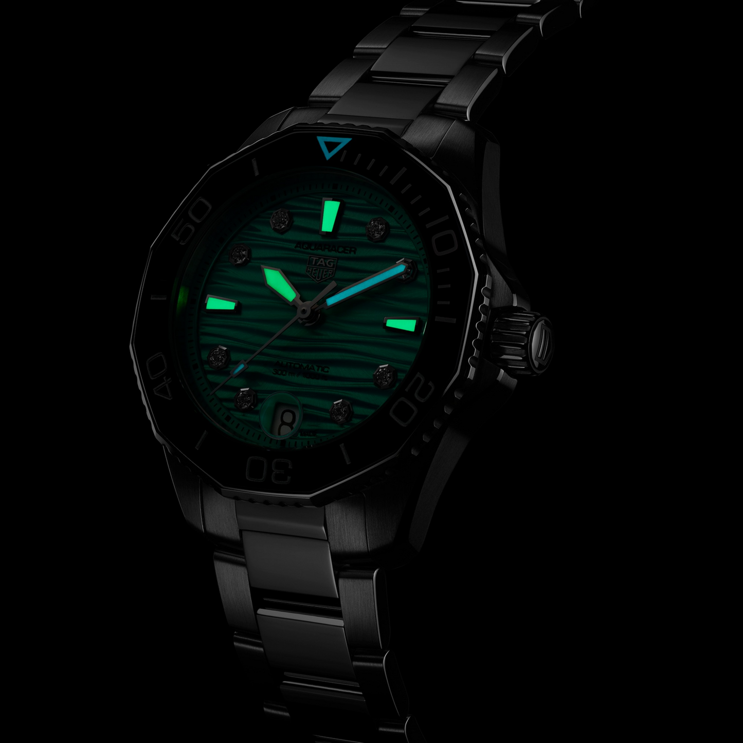 TAG Heuer Aquaracer Professional 300 Date, Stainless Steel, Ref# WBP231K.BA0618, Luminous