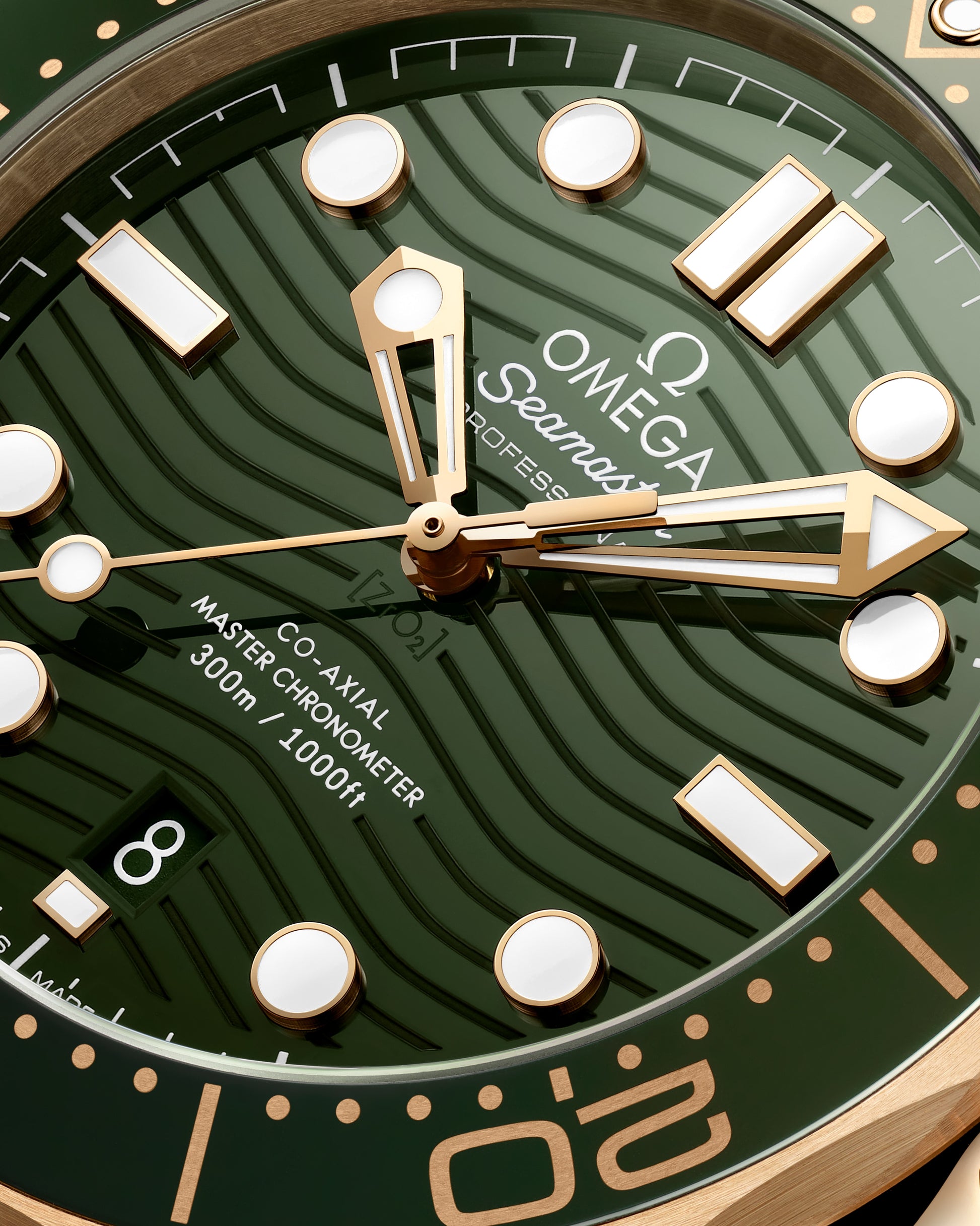 Unworn, Omega Seamaster Diver 300m, 18k Moonshine™ Gold, Ceramic, 42mm, Ref# 210.62.42.20.10.001, Dial