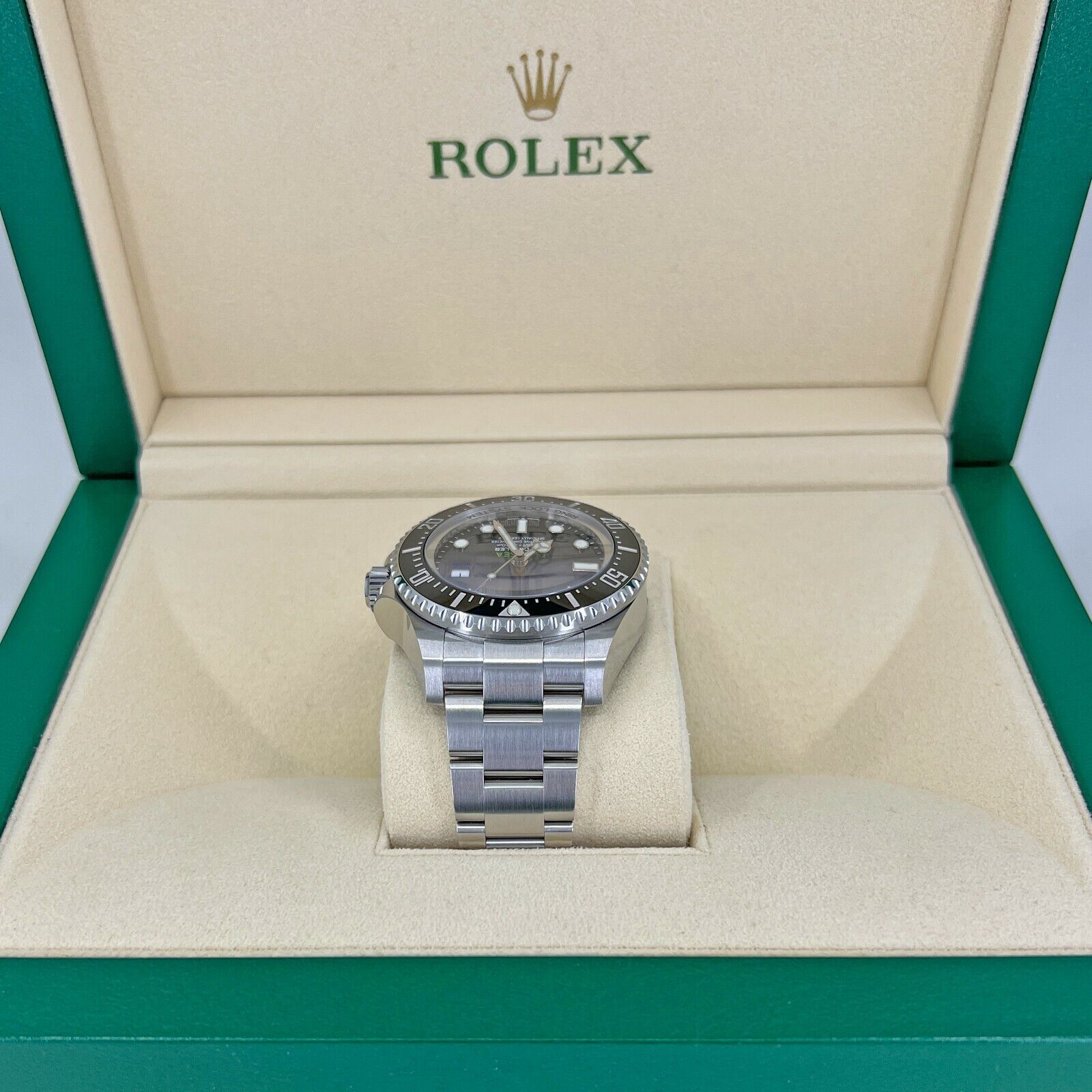 Rolex Deepsea James Cameron, D-blue Dial, 44mm, Oystersteel, Ref# 126660-0002, Side 1