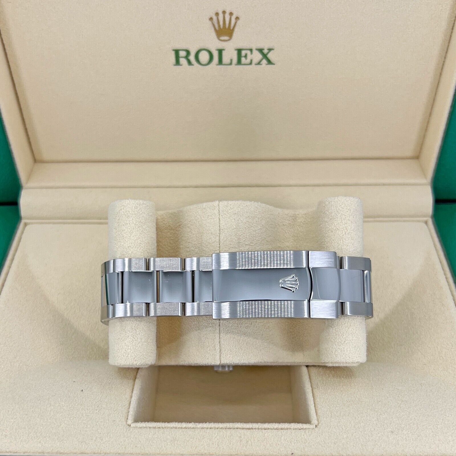 Rolex Sky-Dweller 42mm, Oystersteel and 18k White Gold, White dial, Oyster, Ref# 326934-0001, Clasp 1