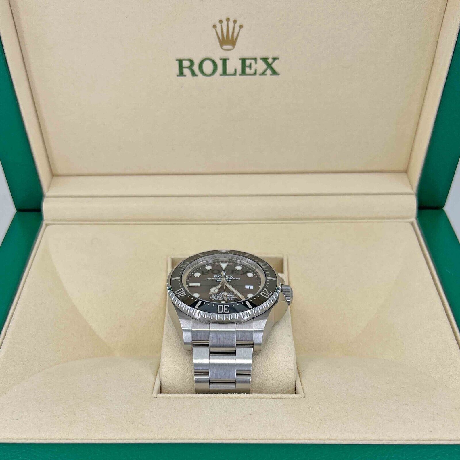 Rolex Sea-Dweller Deepsea, 44 mm, Stainless Steel, Ref# 126660-0001, Side 1