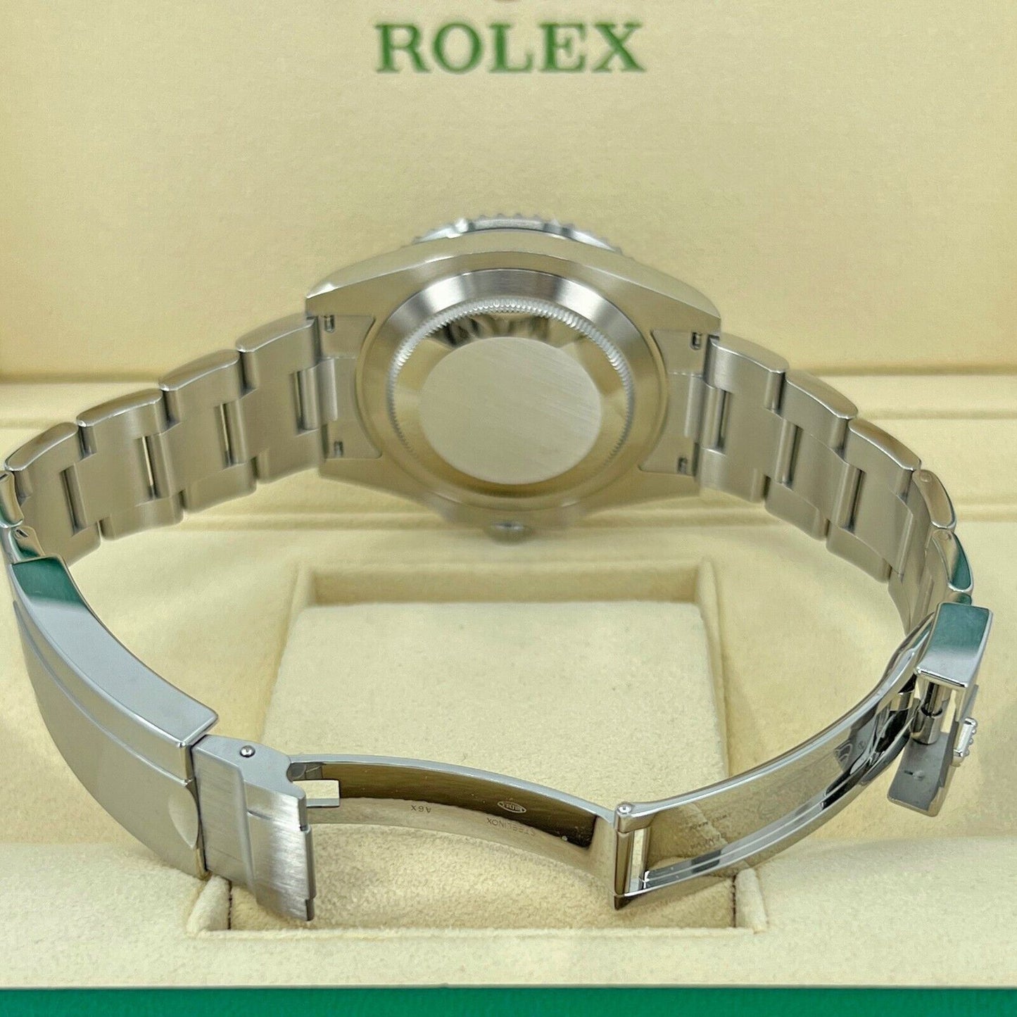 Rolex Submariner 41 Kermit Green Watch 126610LV – 11:11 NY