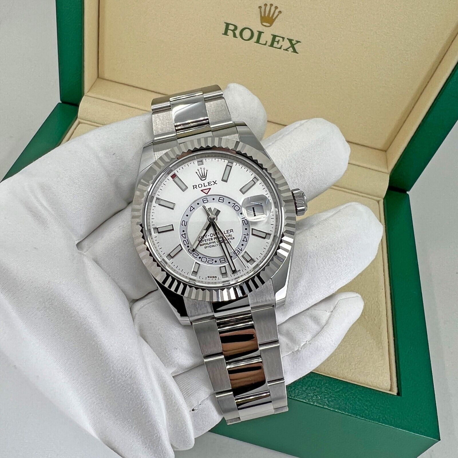 Rolex Sky-Dweller 42mm, Oystersteel and 18k White Gold, White dial, Oyster, Ref# 326934-0001, main view