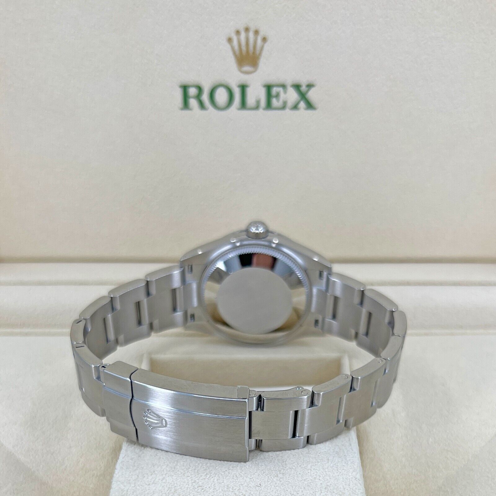 Rolex Oyster Perpetual Oystersteel, 31mm, Silver Dial, Ref# 277200-0001, Back