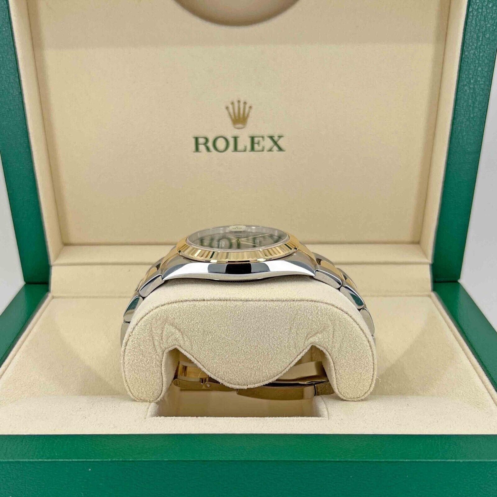 Rolex Datejust, 41mm, Wimbledon, 18k Yellow Gold and Stainless Steel, Oyster, Fluted, 126333-0019, Left