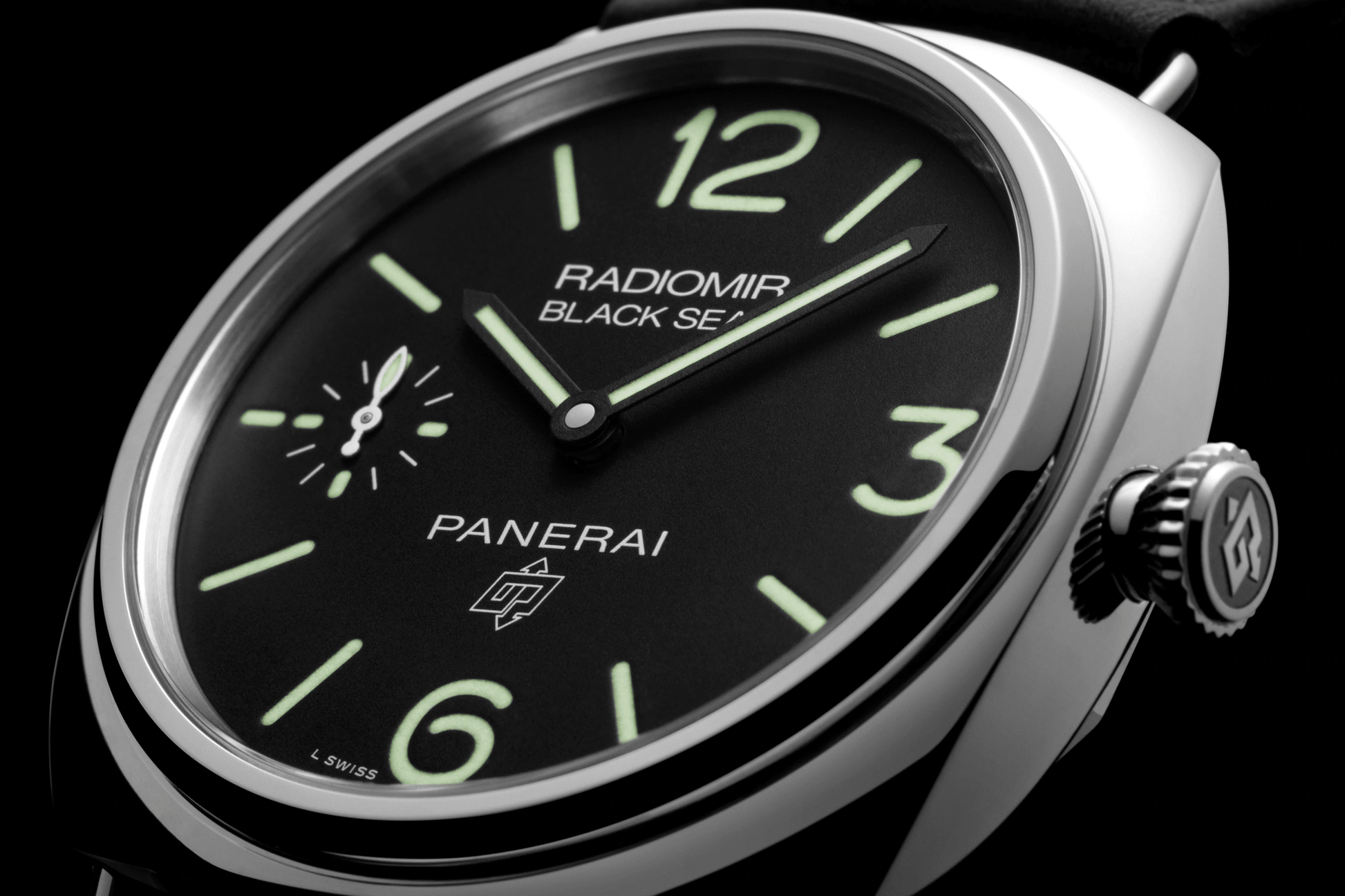 Panerai Radiomir Base Seal Logo - 45mm, Ref# PAM00754. Right