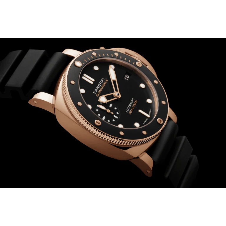 Side Panerai Submersible Goldtech™ Ref# PAM01164