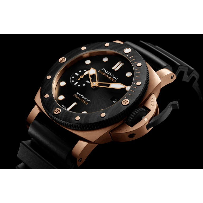 Dial Panerai Submersible QuarantaQuattro Goldtech™ OroCarbo Ref# PAM01070