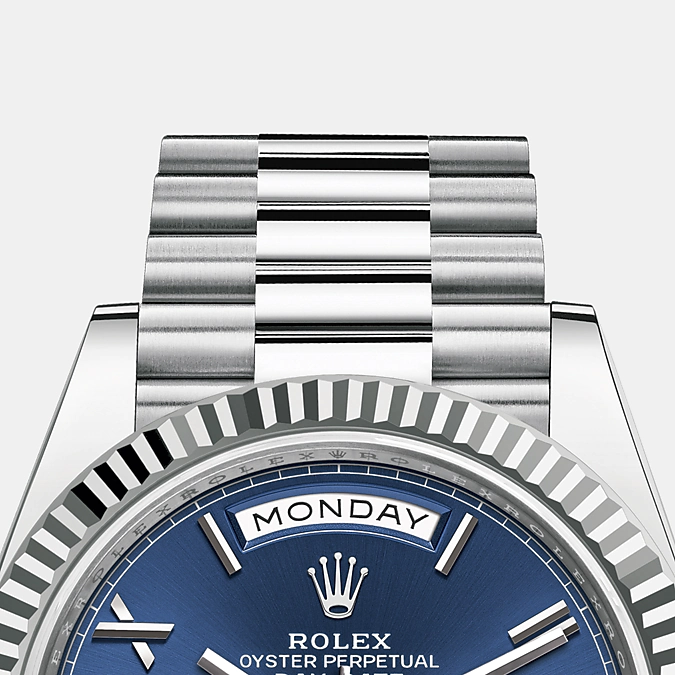 Rolex Day-Date, 40mm, Platinum, Ref# 228236-0007, Bezel, bracelet