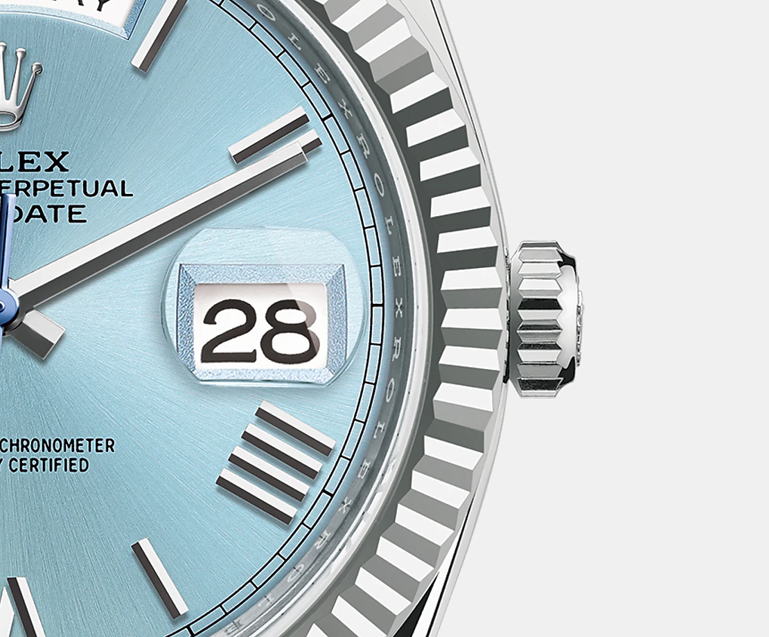 Rolex Day-Date 40mm, Platinum, Ref# 228236-0012, Date