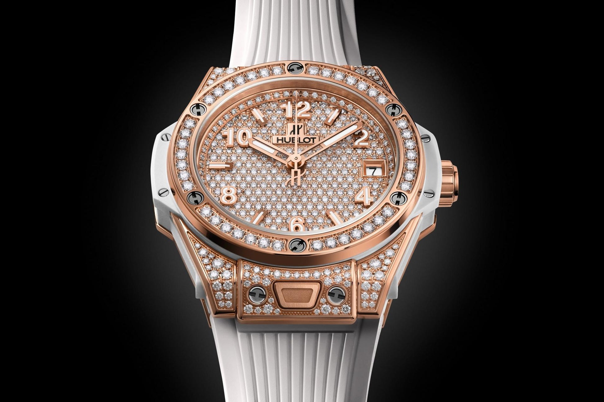 Side Hublot Big Bang ONE CLICK KING GOLD WHITE FULL PAVÉ Ref# 465.OE.9010.RW.1604