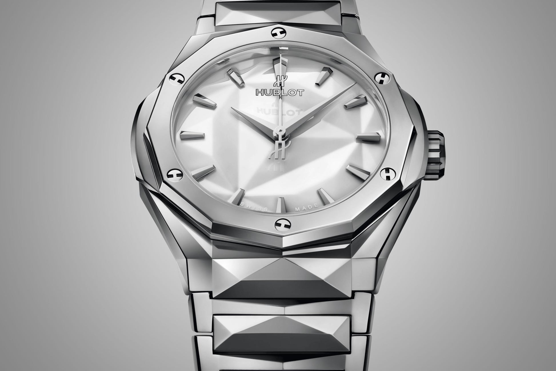 Dial Hublot Classic Fusion ORLINSKI BRACELET TITANIUM WHITE Ref# 550.NS.2200.NS.ORL22