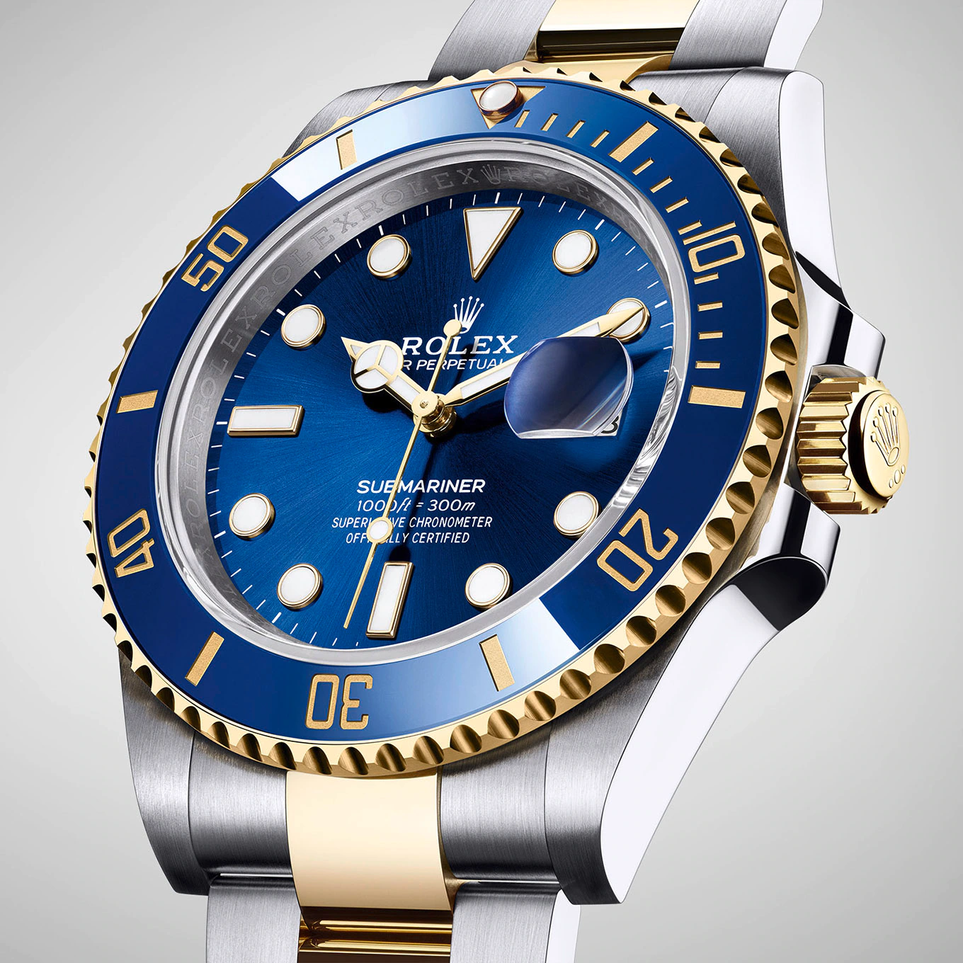Rolex Submariner Date, Stainless Steel and 18k Yellow Gold, 41mm, Ref# 126613lb-0002, Right
