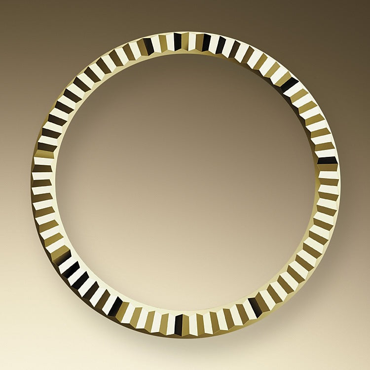 Rolex Lady-Datejust 28, 18k Yellow Gold, Ref# 279178-0014, Bezel