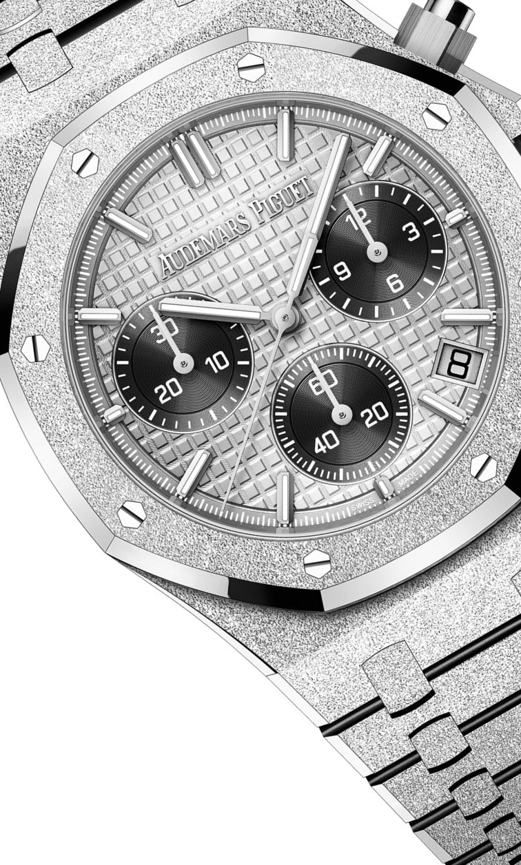 Side Audemars Piguet Royal Oak SELFWINDING CHRONOGRAPH Ref# 26240BC.GG.1324BC.01